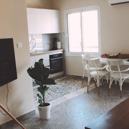 Mz Apartment Néa Péramos Extérieur photo